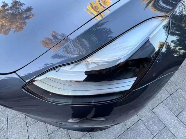 2021 Tesla Model 3 Standard Range Plus Rear-Wheel Drive