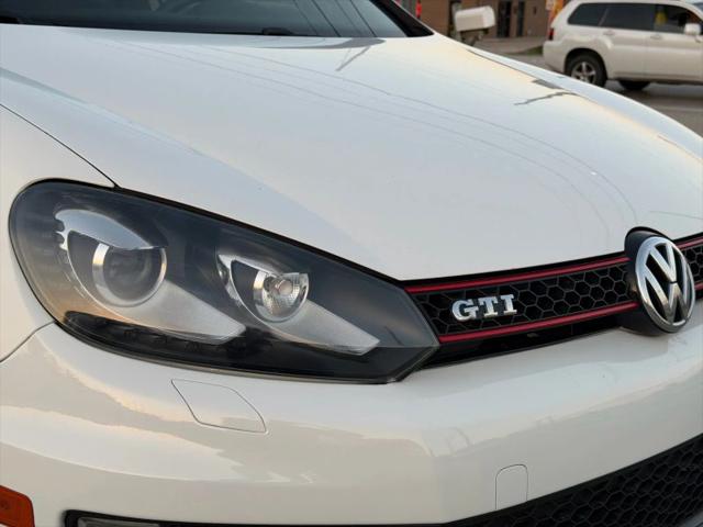 2012 Volkswagen GTI 2-Door Autobahn
