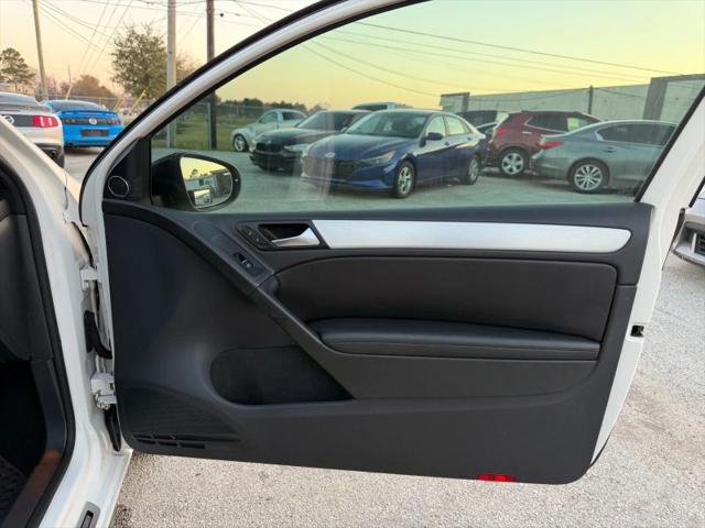 2012 Volkswagen GTI 2-Door Autobahn