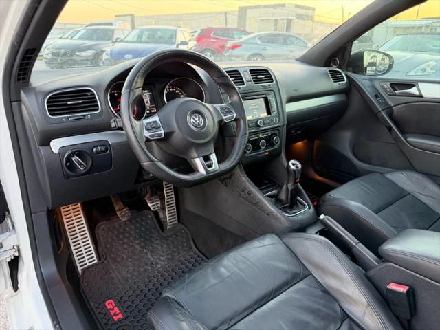 2012 Volkswagen GTI 2-Door Autobahn