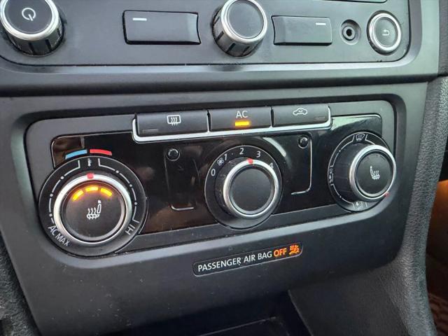 2012 Volkswagen GTI 2-Door Autobahn