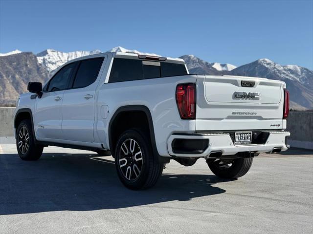 2022 GMC Sierra 1500 Limited 4WD Crew Cab Short Box AT4