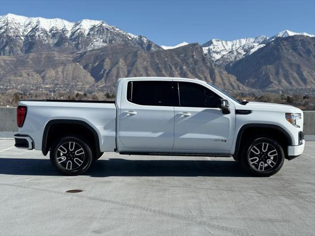 2022 GMC Sierra 1500 Limited 4WD Crew Cab Short Box AT4
