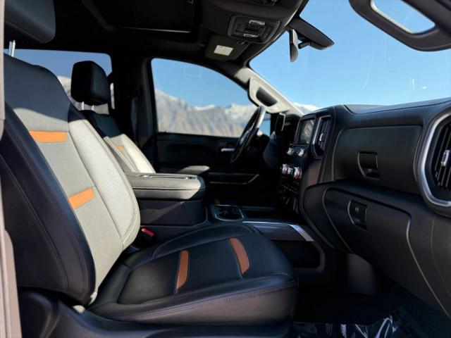 2022 GMC Sierra 1500 Limited 4WD Crew Cab Short Box AT4
