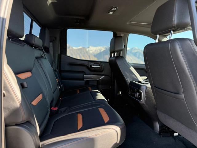 2022 GMC Sierra 1500 Limited 4WD Crew Cab Short Box AT4