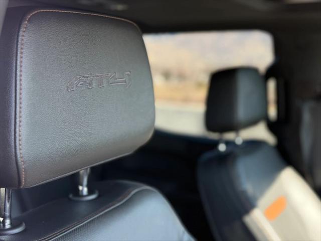 2022 GMC Sierra 1500 Limited 4WD Crew Cab Short Box AT4