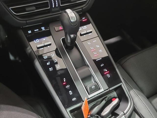 2026 Porsche Macan T