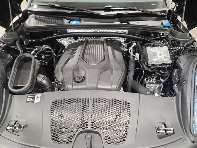 2026 Porsche Macan T