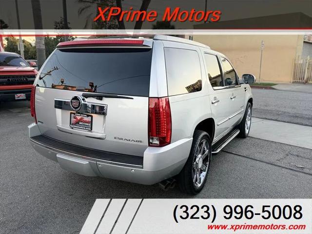 2011 Cadillac Escalade Luxury