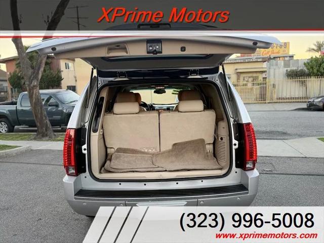 2011 Cadillac Escalade Luxury