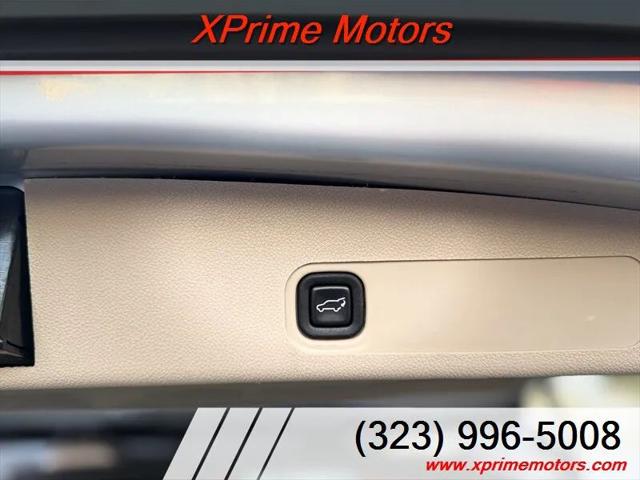 2011 Cadillac Escalade Luxury