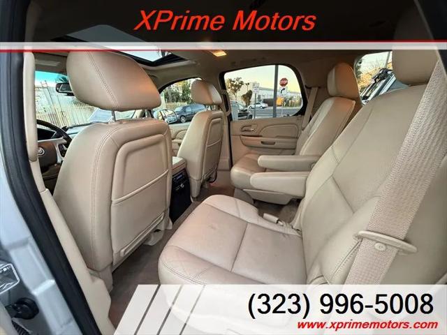 2011 Cadillac Escalade Luxury
