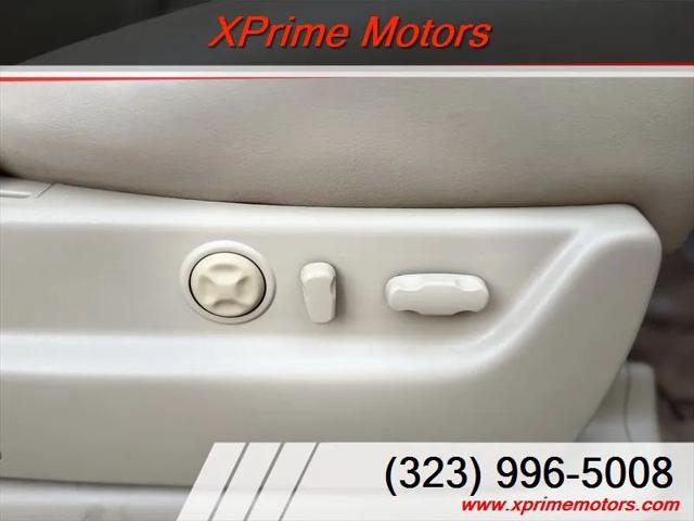 2011 Cadillac Escalade Luxury