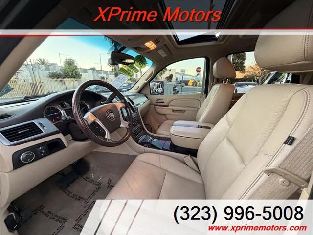 2011 Cadillac Escalade Luxury