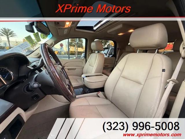 2011 Cadillac Escalade Luxury