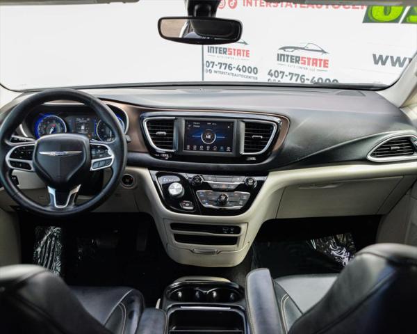 2020 Chrysler Voyager LXI