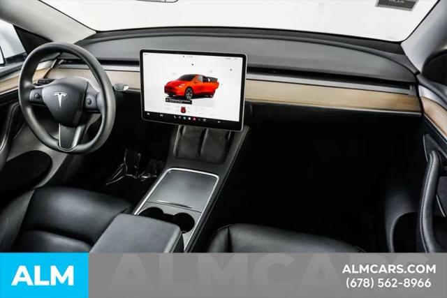 2025 Tesla Model Y Long Range Dual Motor All-Wheel Drive