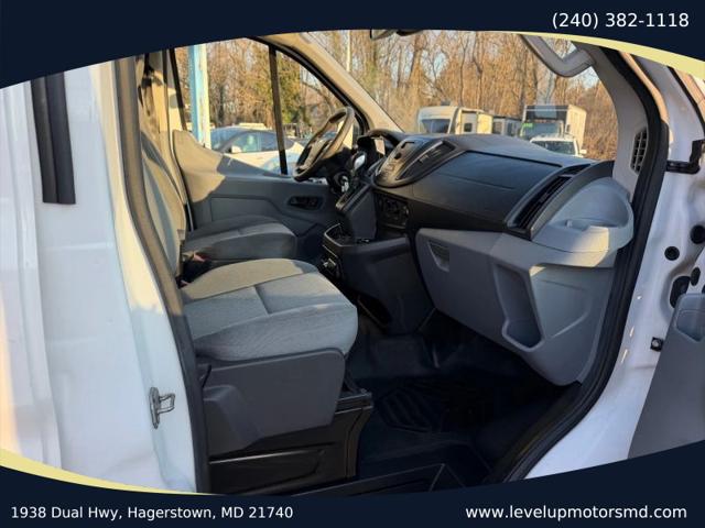 2015 Ford Transit w/Sliding Side Door w/RWB