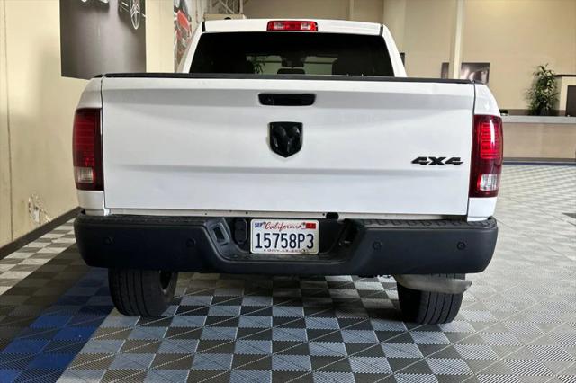 2022 Ram 1500 Classic Warlock Quad Cab 4x4 6'4" Box