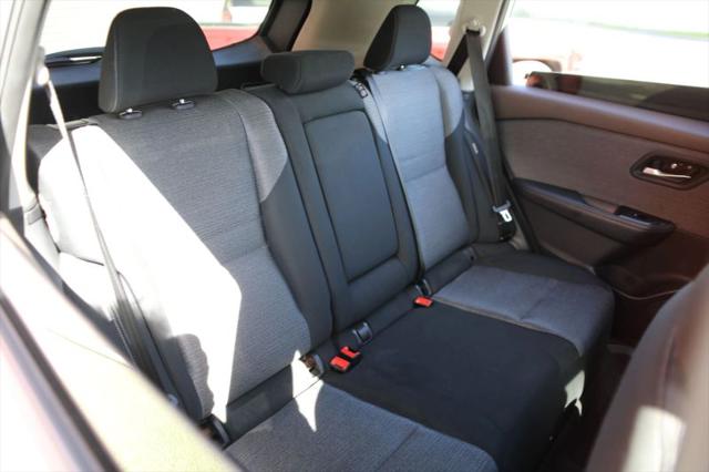 2021 Nissan Rogue SV FWD