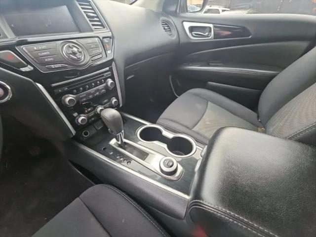 2019 Nissan Pathfinder S