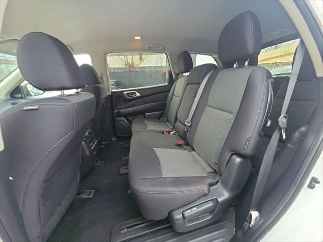 2019 Nissan Pathfinder S