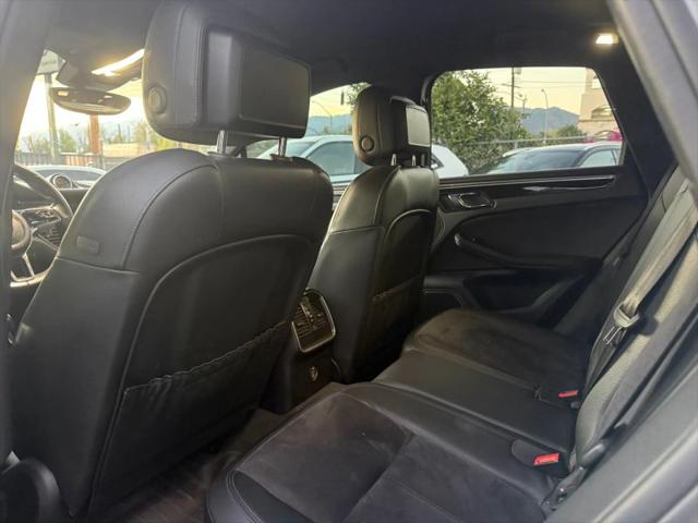 2018 Porsche Macan Base