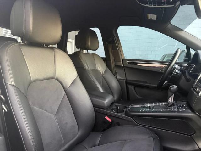 2018 Porsche Macan Base