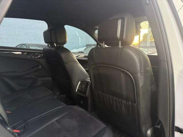 2018 Porsche Macan Base