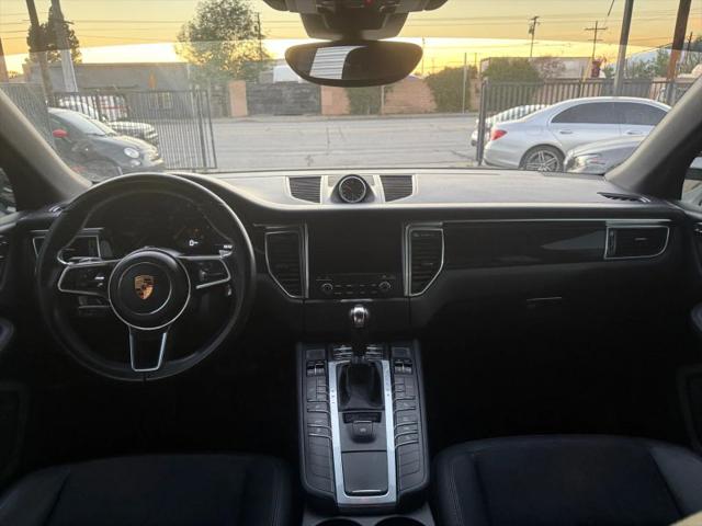 2018 Porsche Macan Base