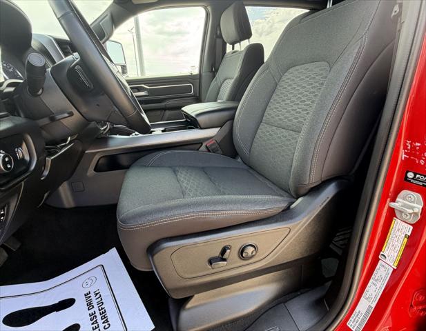 2025 Ram 1500 Big Horn Crew Cab 4x4 5'7" Box