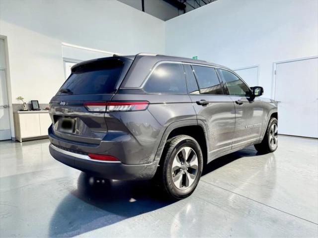 2024 Jeep Grand Cherokee Anniversary Edition