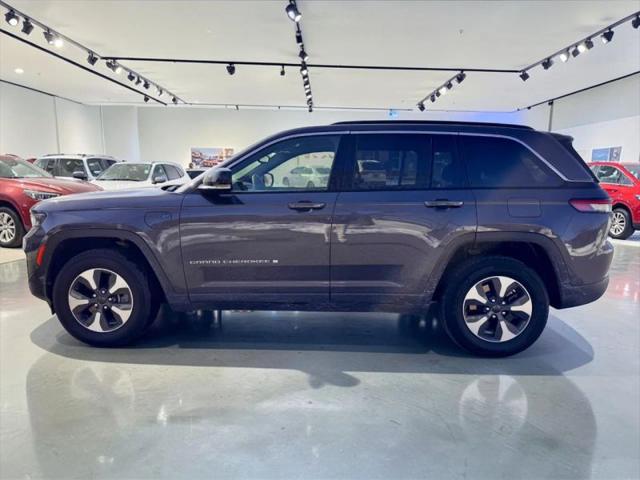 2024 Jeep Grand Cherokee Anniversary Edition