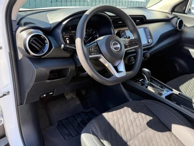 2022 Nissan Kicks SV Xtronic CVT
