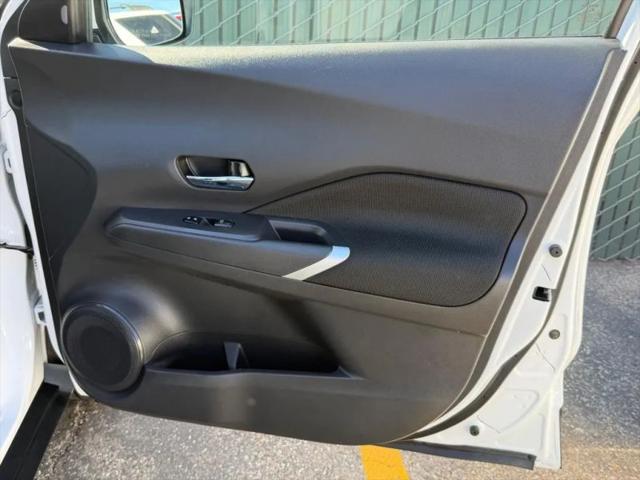 2022 Nissan Kicks SV Xtronic CVT