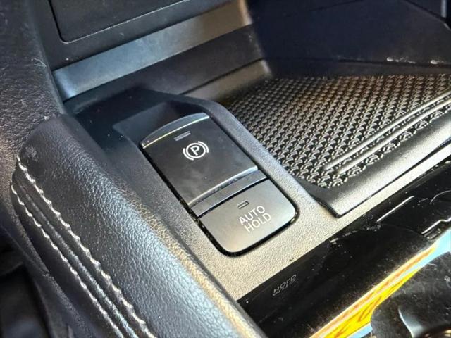 2022 Nissan Kicks SV Xtronic CVT