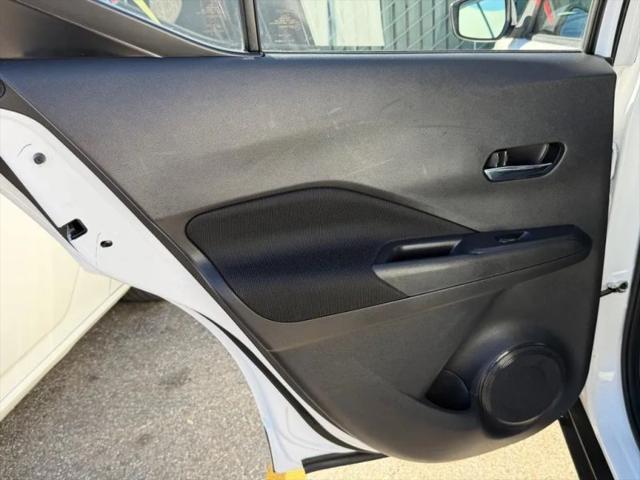 2022 Nissan Kicks SV Xtronic CVT