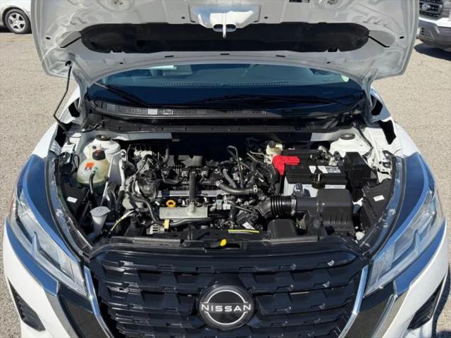 2022 Nissan Kicks SV Xtronic CVT