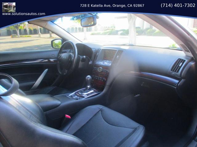 2014 INFINITI Q60 Base