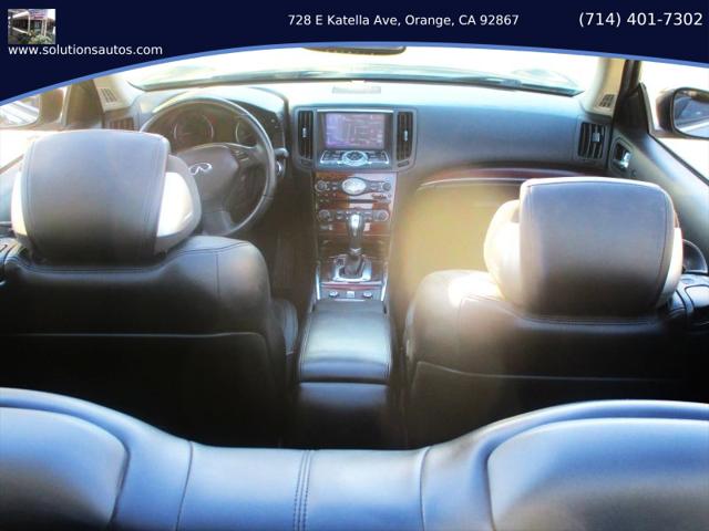 2014 INFINITI Q60 Base