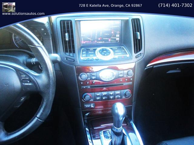 2014 INFINITI Q60 Base