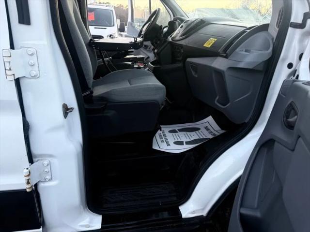 2016 Ford Transit w/60/40 Side Door w/RWB