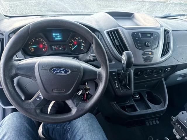 2016 Ford Transit w/60/40 Side Door w/RWB