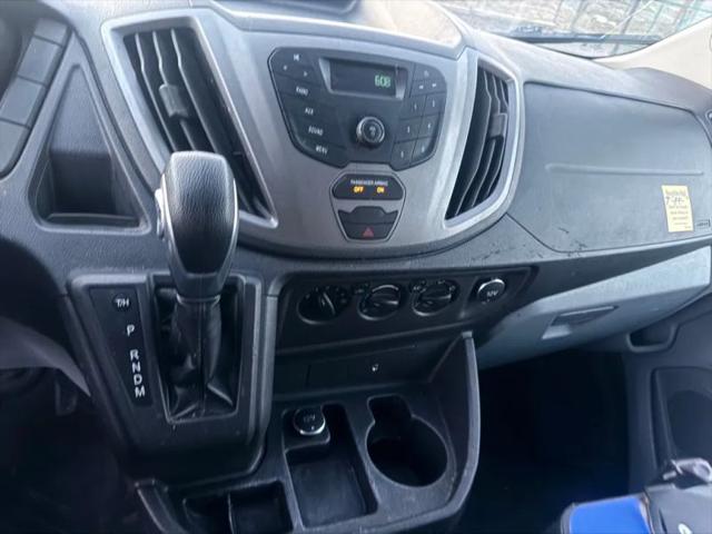 2016 Ford Transit w/60/40 Side Door w/RWB