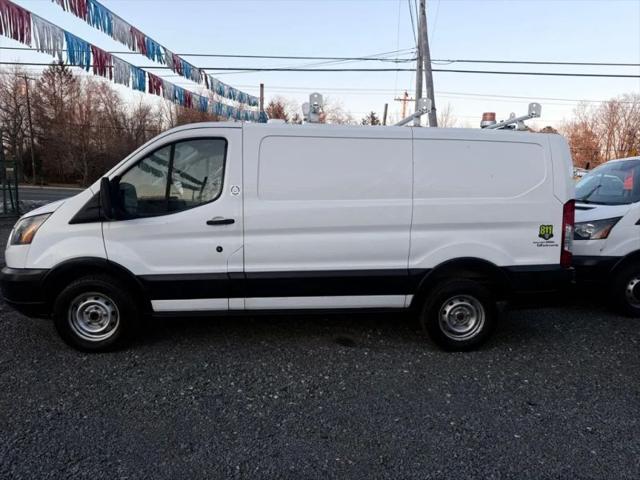 2016 Ford Transit w/60/40 Side Door w/RWB