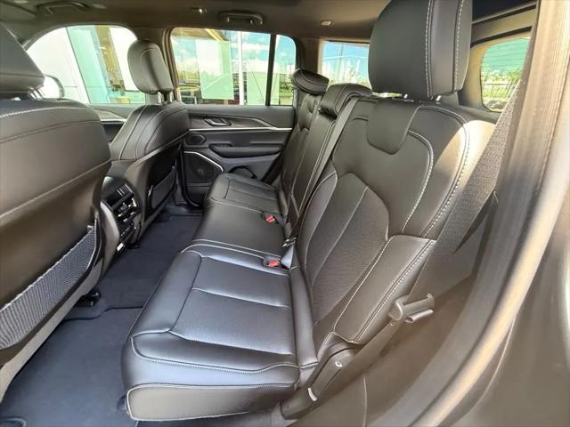 2026 Jeep Grand Cherokee Limited 4x2