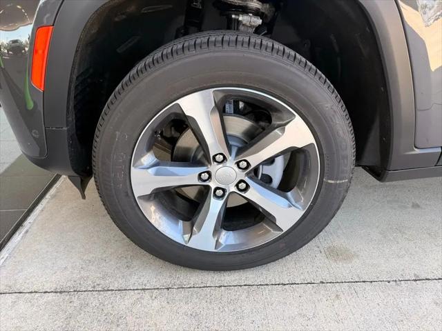 2026 Jeep Grand Cherokee Limited 4x2