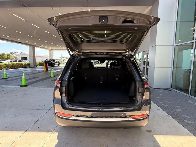 2026 Jeep Grand Cherokee Limited 4x2
