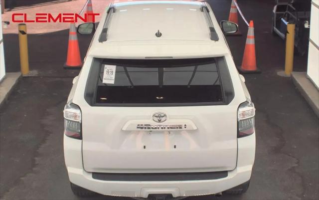 2022 Toyota 4Runner SR5