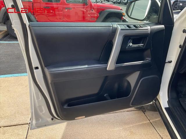 2022 Toyota 4Runner SR5